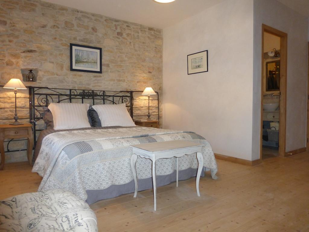 Chambres D'Hotes Bered Vuillemin Baume-les-Dames Δωμάτιο φωτογραφία